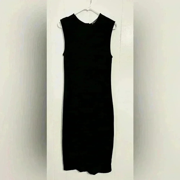 Vince Black Sleeveless Knit Maxi Sheath Shift Dress in Size Medium. - Picture 1 of 6